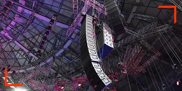 ISCVE-Line-Array-Speakers-600x300-Image-2020